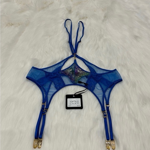 Sold Out - Picture 10 of 11